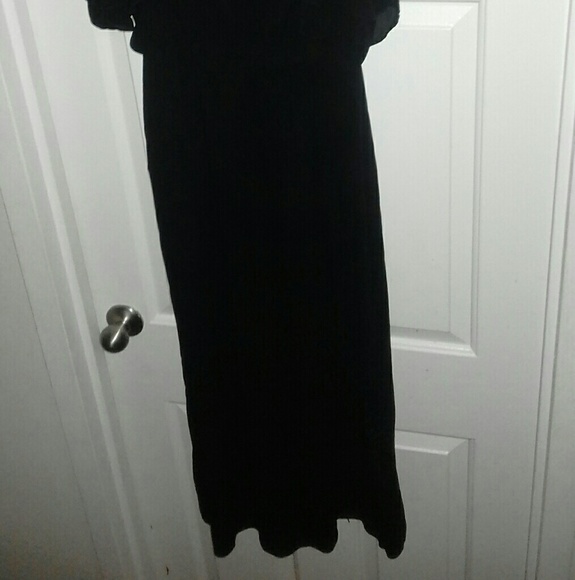 Dress - Picture 7 of 7